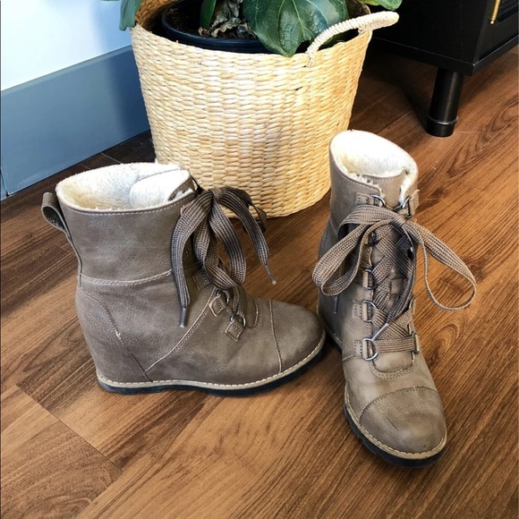 Universal Thread | Wedge Bootie - Picture 2 of 5